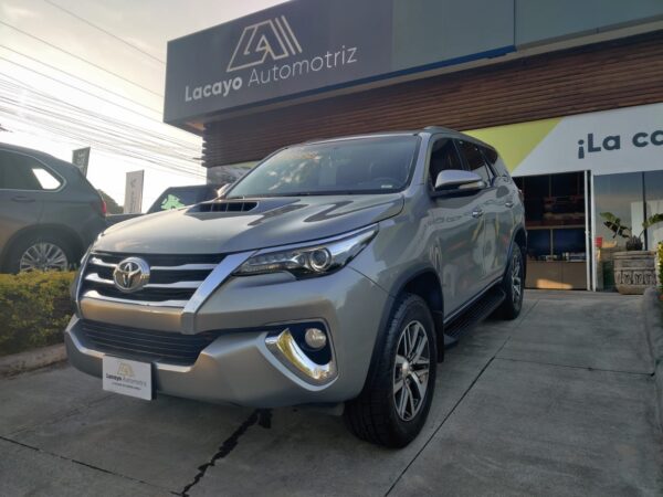 Toyota Fortuner 2017 de venta en Lacayo Automotriz