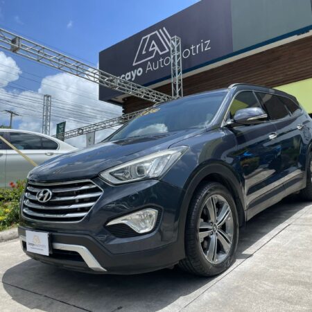 Hyundai Grand Santa Fe 2015 de venta en Lacayo Automotriz