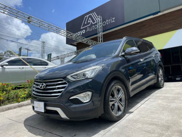 Hyundai Grand Santa Fe 2015 de venta en Lacayo Automotriz