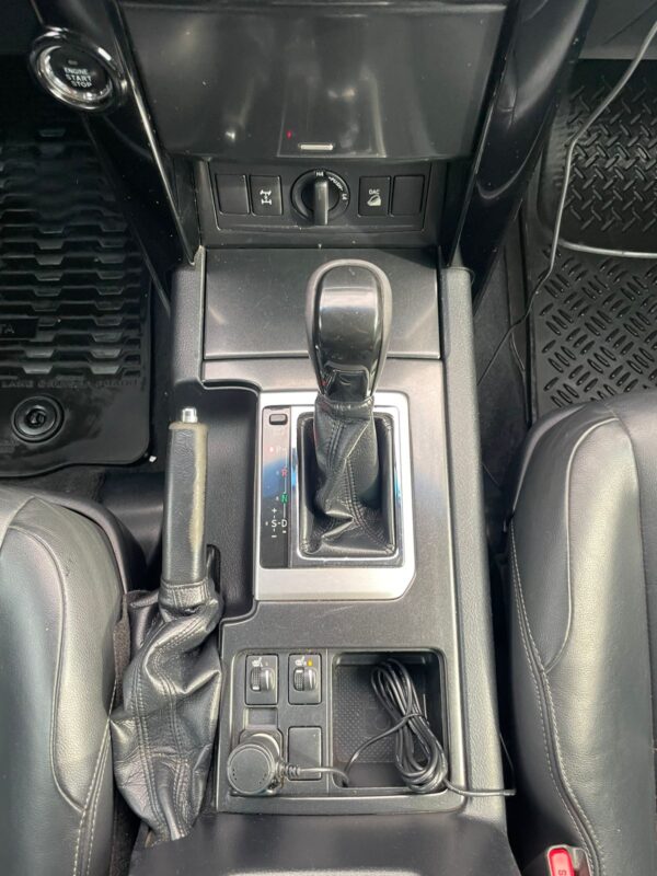 TOYOTA PRADO AUT 2017 - Imagen 19