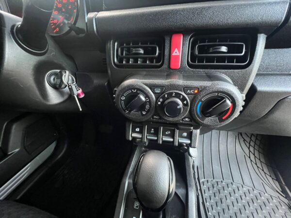 SUZUKI JIMNY AUT 2021 - Imagen 17