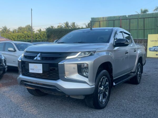 Mitsubishi L200 2024 de venta en Lacayo Automotriz