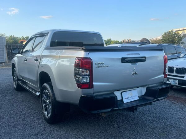 MITSUBISHI L200 AUT 2024 - Imagen 5