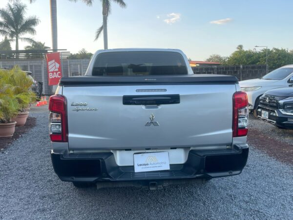 MITSUBISHI L200 AUT 2024 - Imagen 6