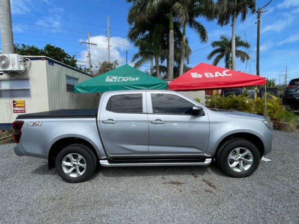 ISUZU D-MAX 2024 AUT - Imagen 10