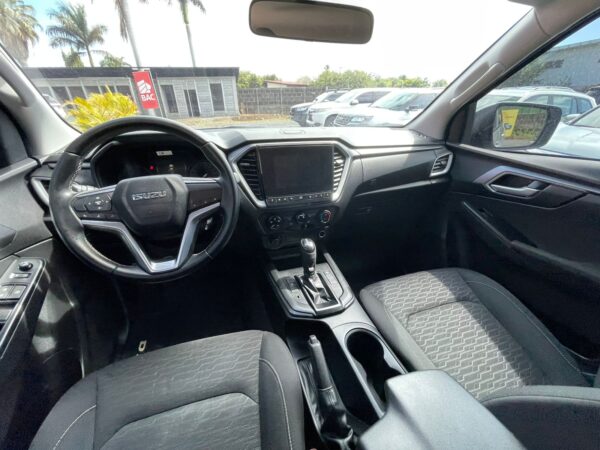 ISUZU D-MAX 2024 AUT - Imagen 22