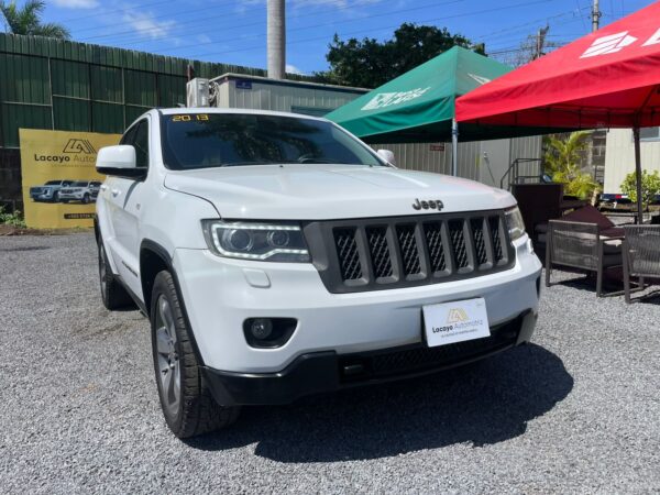 JEEP GRAND CHEROKEE LAREDO 2013 AUT - Imagen 2