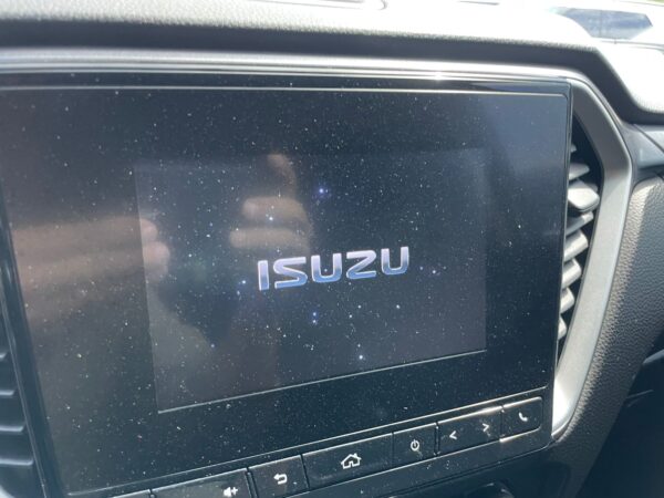 ISUZU D-MAX 2024 AUT - Imagen 25