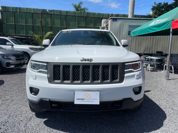 JEEP GRAND CHEROKEE LAREDO 2013 AUT - Imagen 3