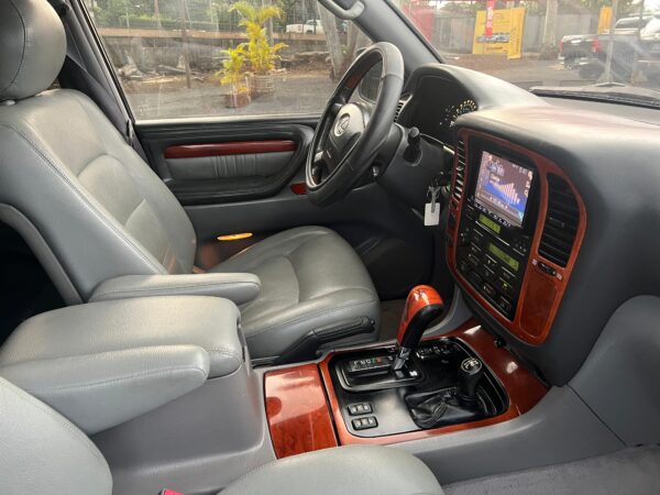 LEXUS LX470 AUT 2002 - Imagen 9