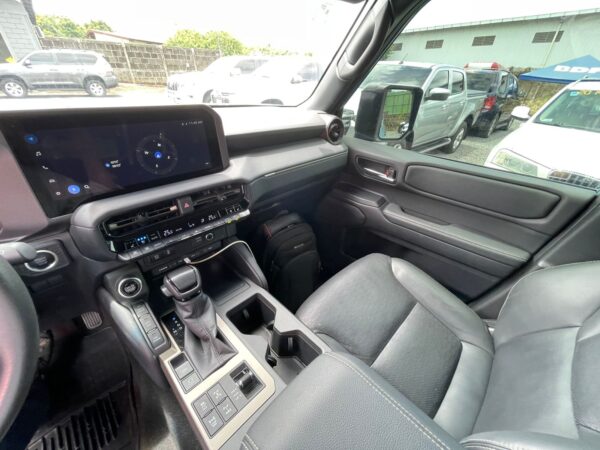 TOYOTA PRADO AUT 2025 - Imagen 14