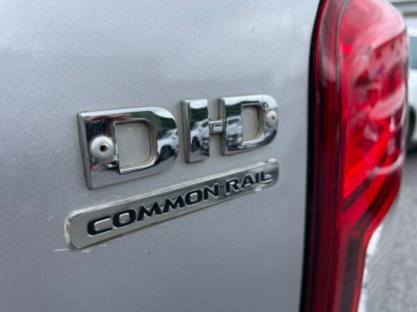 MITSUBISHI L200 AUT 2022 - Imagen 7
