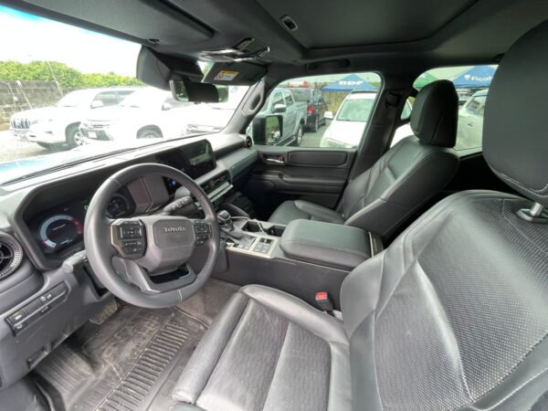 TOYOTA PRADO AUT 2025 - Imagen 6