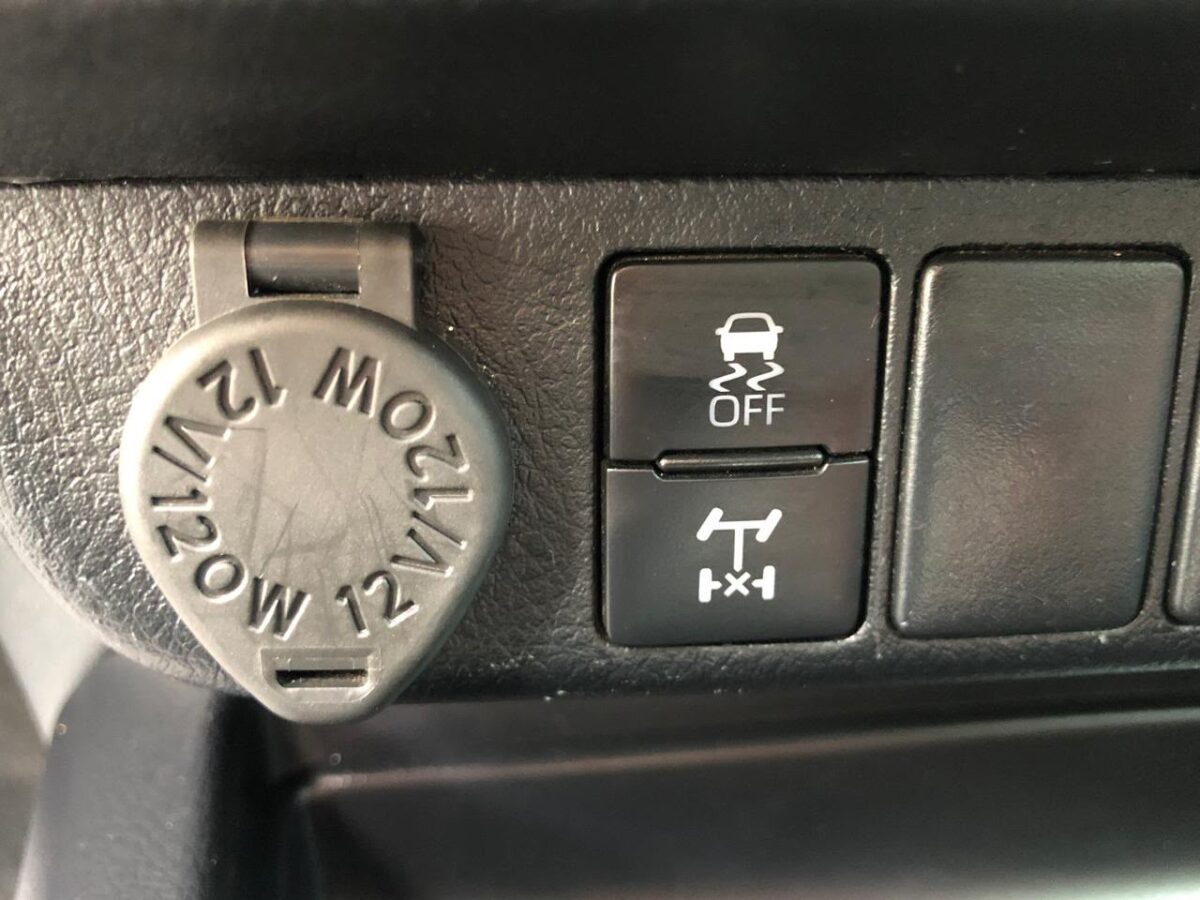 TOYOTA HILUX AUT 2026 – Lacayoautomotriz – Nicaragua Best Car Dealer