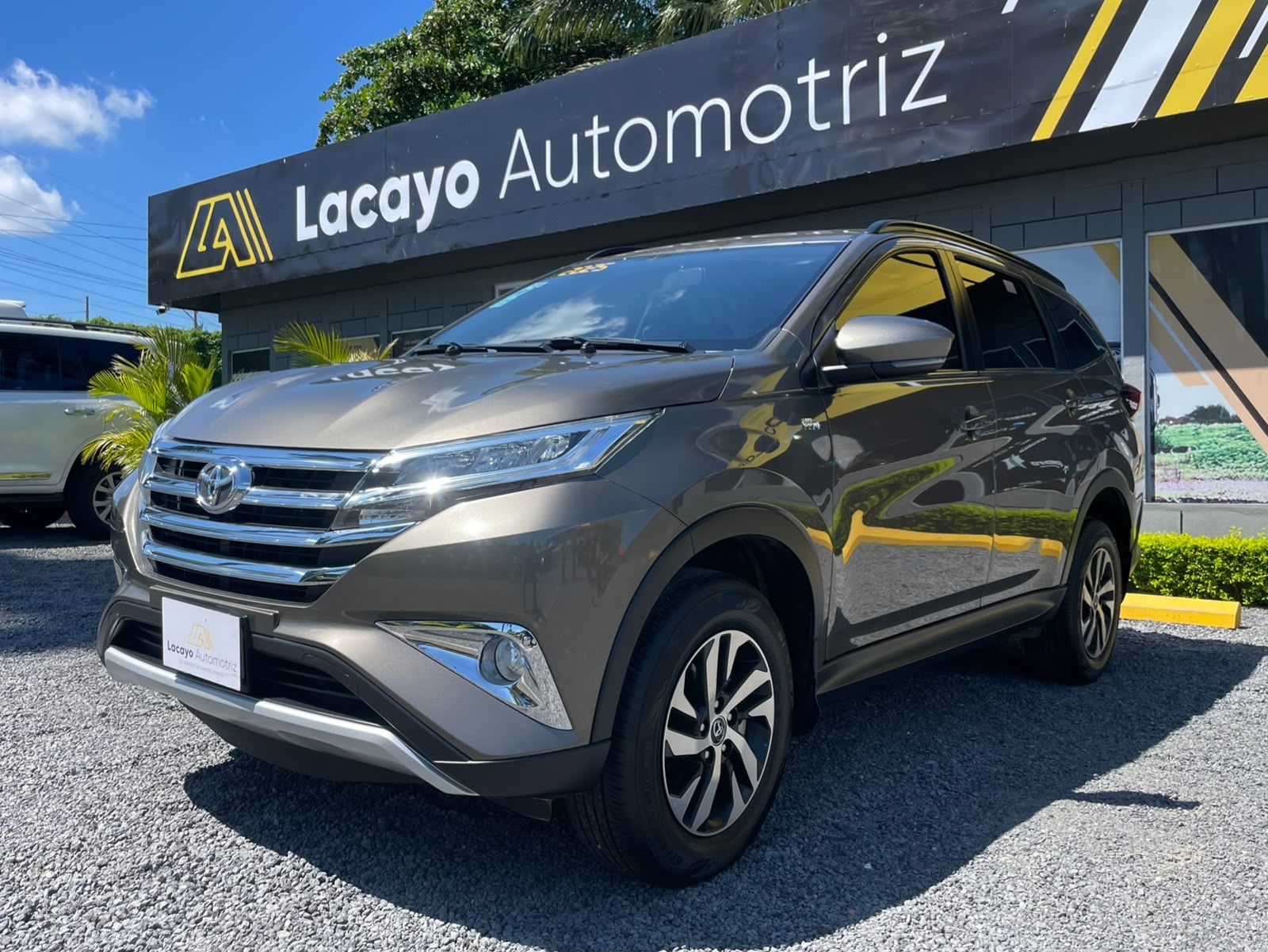 TOYOTA RUSH AUT 2025